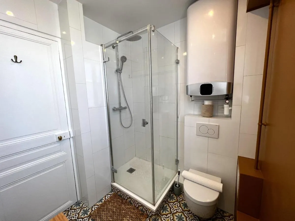 The Elegant - Sunny & Quiet - Near Bastille Apartment Paris