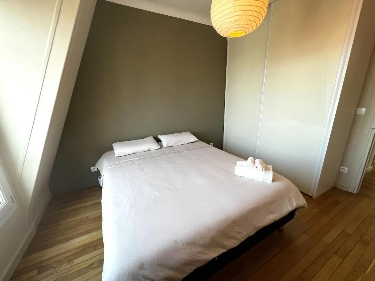 The Elegant - Sunny & Quiet - Near Bastille Apartment Paris