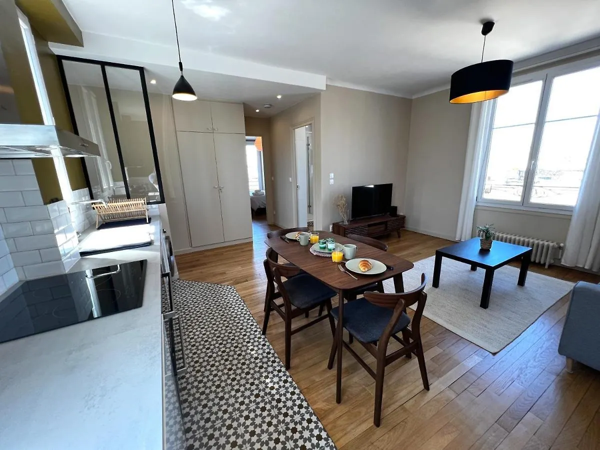 The Elegant - Sunny & Quiet - Near Bastille Apartment Paris