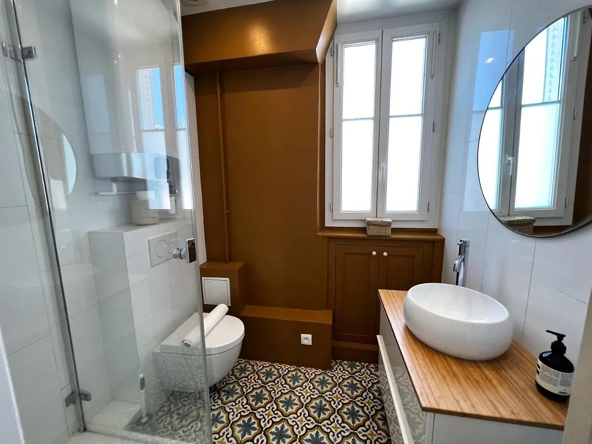 The Elegant - Sunny & Quiet - Near Bastille Apartment Paris France